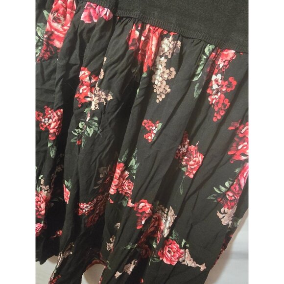 Torrid Plus Size 1 1X Black Romantic Floral Fit & Flare Whimsygoth Dress Pockets - Picture 4 of 5